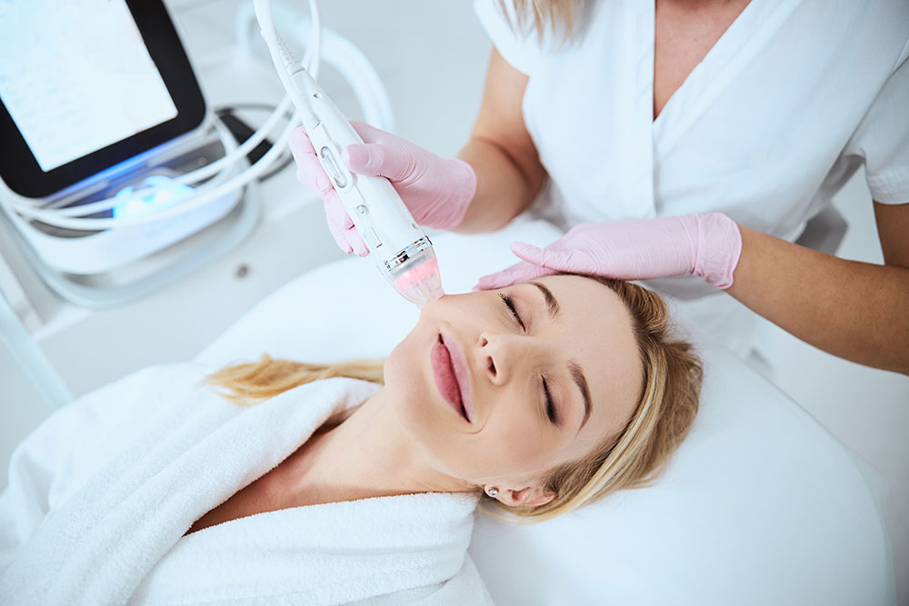 Cosmetic Facial Therapy for Skin Health